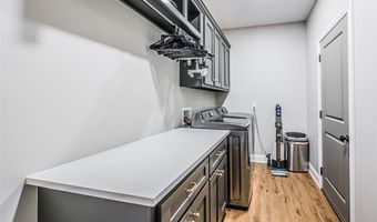 6533 Summer Shade Cir, Alvaton, KY 42122