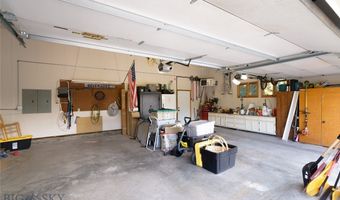 8472 Wagon Boss Rd, Bozeman, MT 59715