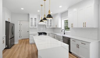 125 Pennsylvania Ave, Barnegat, NJ 08005