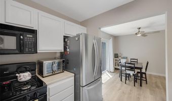 164 Burtonwood Dr, Ballwin, MO 63011