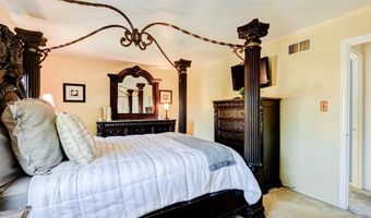 3 DOVER Ct, Bear, DE 19701