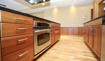 104 S Main St, Aberdeen, SD 57401