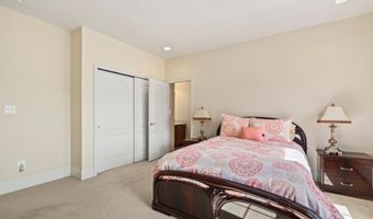 43112 UNISON KNOLL Cir, Ashburn, VA 20148