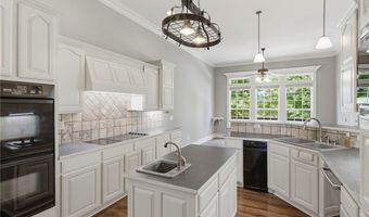 304 SW Duke Ave, Bentonville, AR 72712