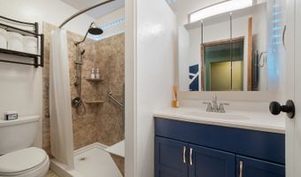 98-1369 Koaheahe Pl 989, Pearl City, HI 96782