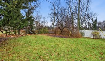 12403 KEMBRIDGE Dr, Bowie, MD 20715