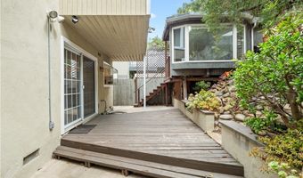 1118 N Beverly Glen Blvd, Los Angeles, CA 90077