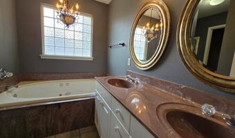 3215 Shelby Dr, Benton, AR 72015