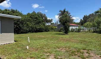 2199 Wyandotte Ave, Alva, FL 33920