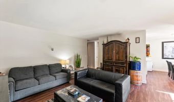 5483 Adobe Falls Rd 7, San Diego, CA 92120