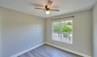 56 Kunihi Ln 323, Kahului, HI 96732
