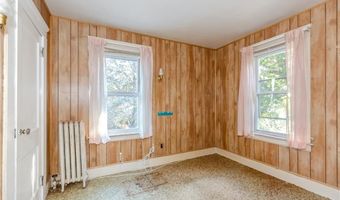 15 Kent Pl, Cranston, RI 02905