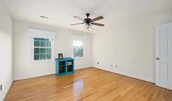 43232 WAYSIDE Cir, Ashburn, VA 20147