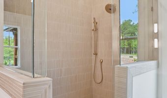 44 Waterfront Way, Alexander City, AL 35010