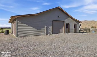 39 Nez Perce Dr, Cody, WY 82414