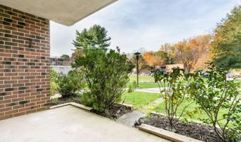 7802 DASSETT Ct T-3, Annandale, VA 22003
