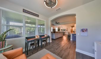 7023 OLD BENTON Dr, Apollo Beach, FL 33572