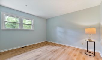 3833 Tanglewood Dr, Ashland, KY 41102
