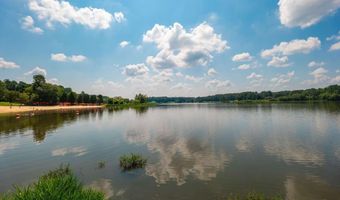 4559 Collins, Acworth, GA 30101