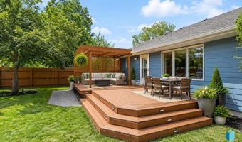 917 E Heatherwood Dr, Brandon, SD 57005