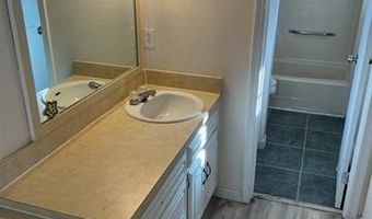 727 E 6th, Ada, OK 74820