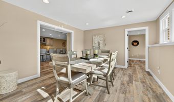 5039 W RED BARN Ct, Appleton, WI 54913