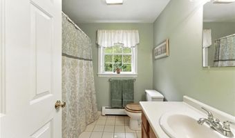 154 Black Pond Rd, Charlestown, RI 02813