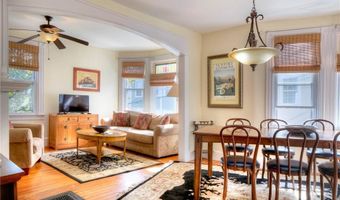 98 John St, Newport, RI 02840