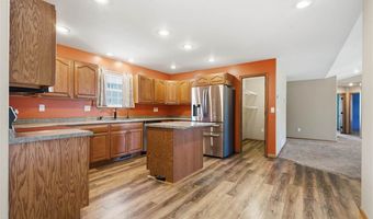 89 Cardinal Ave, Atkins, IA 52206