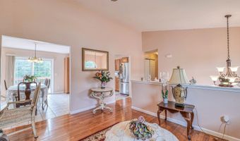 921 Navajo Ave, Absecon, NJ 08201