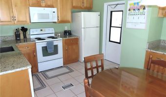 910 Dogwood Dr, Barefoot Bay, FL 32976
