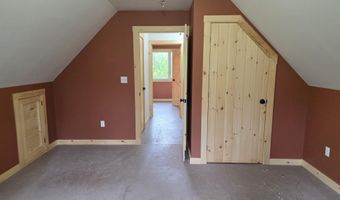 374 Crank Rd, Bloomfield, VT 05905