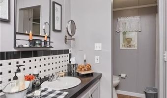 7 Kelly Ln, Coventry, RI 02816