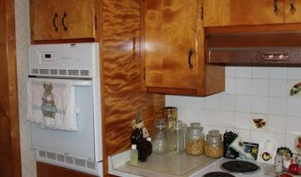 6 Woodside Dr, Arcanum, OH 45304