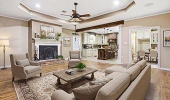 518 Old School Rd, Arnaudville, LA 70512