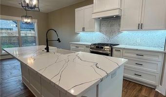 523 Joann Way, Barling, AR 72923