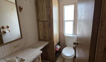 536 E Silverwood Ln, Benson, AZ 85602