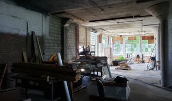 11 Edward St, Amsterdam, NY 12010