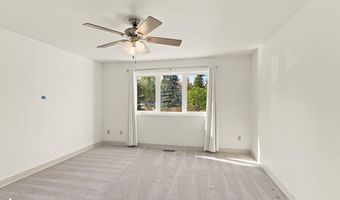 1701 Commodore Dr, Anchorage, AK 99507