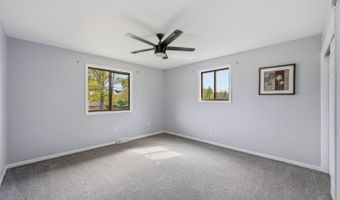 3647 E Galbraith Rd, Amberley, OH 45236