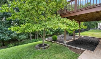 1971 Fox Pointe Dr, Arnold, MO 63010