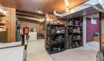 409 E Carbon Ave, Bridger, MT 59014