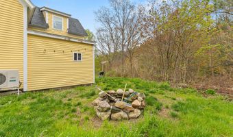276 Gamage Ave, Auburn, ME 04210