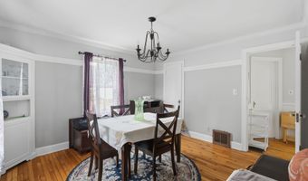84 Lakeview Ave, Cheshire, CT 06410