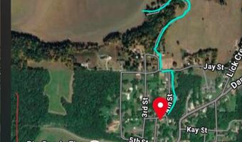 432 2nd St, Big Sandy, TN 38221