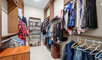 6005 Forbes St, Bel Aire, KS 67220