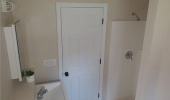 5 Ludlow St, Johnston, RI 02919