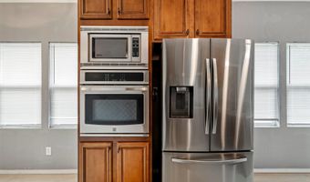 318 W Olive St, Aurora, MO 65605