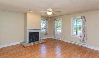 14 MAIN St, Frankford, DE 19945