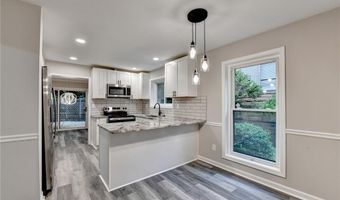6221 Willow Run Rd, Peachtree Corners, GA 30092